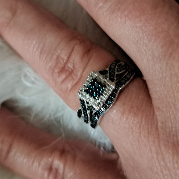 Forever Bride 1/3 CCTW Teal Ring and Band - Picture 2 of 10